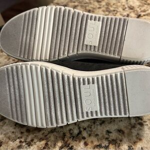 These shoes are comfortable but the wrong size for me. Tried on, but never worn.